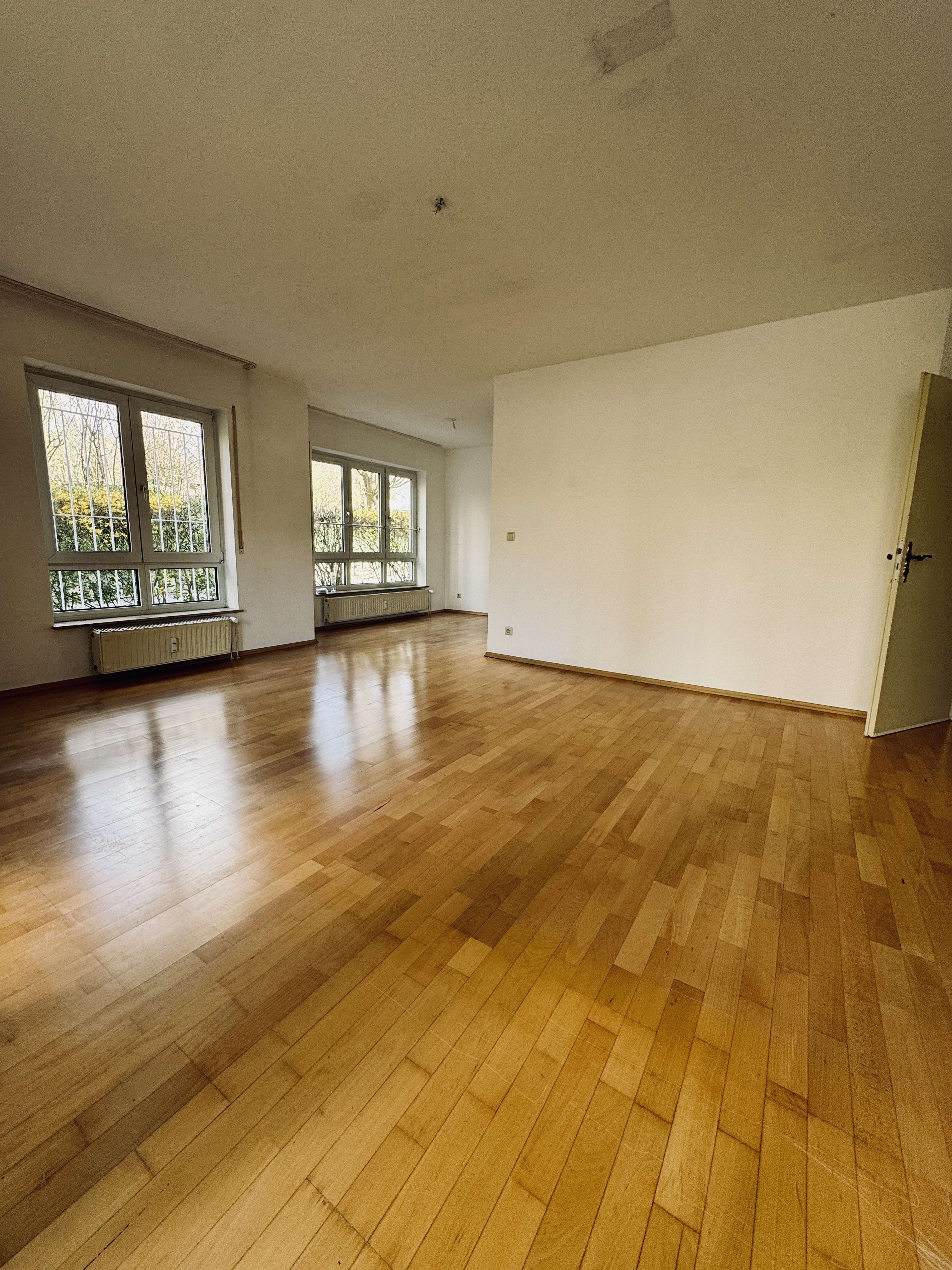 Attraktive3 Zimmer Maisonette-Wohnung mit Terrasse und Garten, Hochtaunuskreis – Bild 3