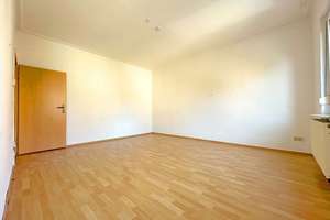 Zentral in S-Feuerbach: 3-Zi.-Altbauwohnung mit Stellplatz & Einbauküche – ideal auch als WG – Die vollständige Adresse der Immobilie erhältst du vom Anbieter., 70469 Feuerbach-Mitte, Stuttgart – Vorschaubild 7