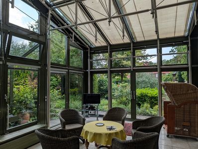 Architektenhaus und der Traum vom großen Garten warten auf Sie!
