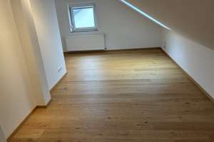 Kernsaniertes Einfamilienhaus in Schirmitz - Toplage – Die vollständige Adresse der Immobilie erhältst du vom Anbieter., 92718 Schirmitz – Vorschaubild 9