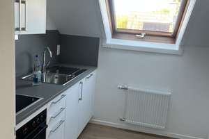 Großzügige 4-Zimmer-DG-Wohnung (110 m²) mit Garage und Einbauküche – Rosenrotweg 19, 70567 Möhringen-Süd, Stuttgart – Vorschaubild 15