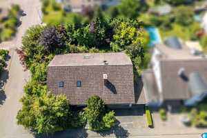 Raum für Visionen: Einfamilienhaus mit Einliegerwohnung in begehrter Lage – Konstanz (Kreis) – Vorschaubild 22