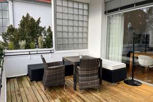 Villa im Zooviertel bietet 1. OG mit Parkett, EBK und großem Südbalkon zum Garten + Tiefgarage – Bristoler Str. 0, 30175 Zoo, Hannover – Vorschaubild 2