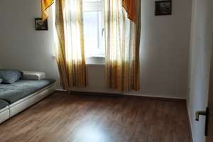Attraktive 2-Zimmer-Wohnung – vollmöbliert, Küchenzeile & Gartenmitbenutzung inklusive