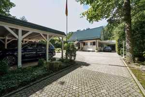 Landhaus mit eigenem Waldstück  || Keller || Garage - 3 Carport-Plätze – Euskirchen (Kreis) – Vorschaubild 2