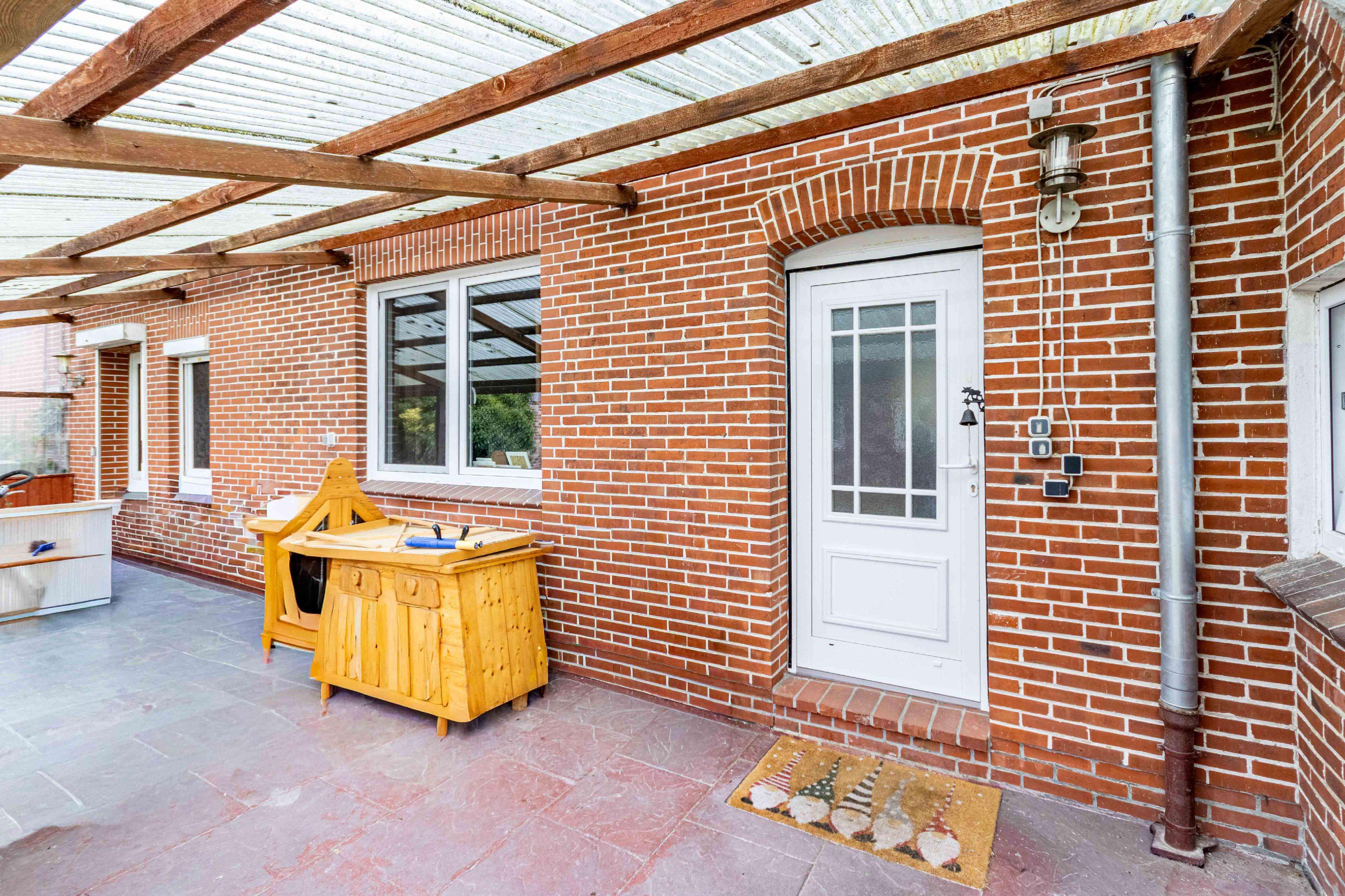 Immobilie in Ihlow - Fehnhaus-Hälfte in ruhiger Lage mit Garten und Ausbaupotenzial - Bild 4