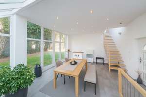 KENSINGTON - Exklusives Wohnerlebnis: Stilvolles Haus in Haus Konzept mit Wintergarten in Neu-Aubing – Die vollständige Adresse der Immobilie erhältst du vom Anbieter., 81249 Aubing-Süd, München – Vorschaubild 2