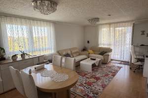 Wunderschöne, helle 4,5 Zimmer Wohnung in angenehm, ruhiger Wohnlage in Stuttgart-Hausen – 70499 Hausen, Stuttgart – Vorschaubild 2