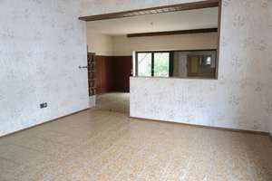 250 qm bewohnbare Fläche, 525 qm Grundstück, Garage und Wohnkeller – Die vollständige Adresse der Immobilie erhältst du vom Anbieter., 69190 Walldorf – Vorschaubild 2