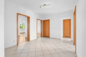 Mehr Raum für Ihre Familie - helle 4-Zimmer-Wohnung mit West-Balkon, Aufzug und Außenstellplatz – Die vollständige Adresse der Immobilie erhältst du vom Anbieter., 22145 Rahlstedt, Hamburg – Vorschaubild 5