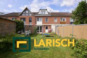 Großzügiges Familienglück mit Platz für alle – geräumiges Reihenhaus, saniert und bezugsbereit – Die vollständige Adresse der Immobilie erhältst du vom Anbieter., 25451 Quickborn – Vorschaubild 1