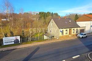Freistehendes Einfamilienhaus mit Einliegerwohnung und zusätzlichem großem Baugrundstück in Spiesen – Die vollständige Adresse der Immobilie erhältst du vom Anbieter., 66583 Spiesen-Elversberg – Vorschaubild 3