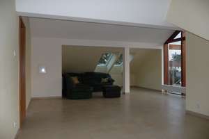 Helles 2-Zimmer Dachstudio mit Balkon in Schwaig – Brahmsstrasse 13, 90571 Schwaig bei Nürnberg – Vorschaubild 10