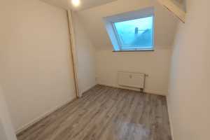 Charmante 2-Raum-Wohnung, ideal für Berufsanfänger / Erstwohnung / EBK möglich / Ein Monat Mietfrei! – Lützowstraße 35, 9116 Chemnitz – Vorschaubild 4