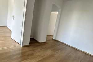 Exklusive 3-Zimmer-Wohnung mit gehobener Innenausstattung mit EBK in Düsseldorf – Rather Straße 62, 40476 Düsseldorf – Vorschaubild 5
