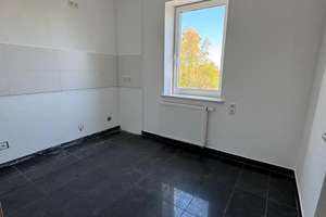 Ehemaliges Bahnwärterhaus mit großem Garten,  15 min mit der Bahn (22 min mit S-Bahn) nach München – Bahnweg 5, 85567 Grafing bei München – Vorschaubild 13