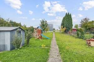 Charmantes Einfamilienhaus mit großem Grundstück in Steinfeld – Die vollständige Adresse der Immobilie erhältst du vom Anbieter., 76889 Steinfeld – Vorschaubild 3