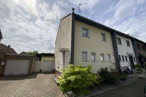 Ideal für die kleine Familie – Die vollständige Adresse der Immobilie erhältst du vom Anbieter., 47198 Hochheide, Duisburg – Vorschaubild 2
