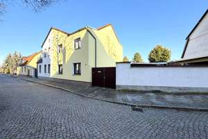Gedämmte Doppelhaushälfte, mit Heizungsanlage von 2021, Doppelgarage und Gartengrundstück in Greppin – Karl-Liebknecht-Straße 30, 6803 Bitterfeld-Wolfen – Vorschaubild 7
