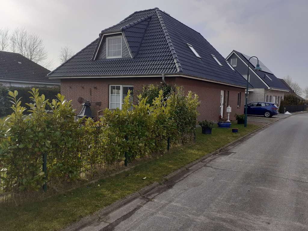 Immobilie in Norddeich - Hochwertiges Haus mit PV, Brennstoffzelle, Sauna, Pool und vielen weiteren Extras!! - Bild 0