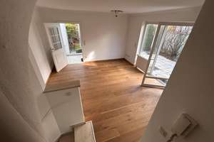 Eigenheim-Glück in Pasing: Quatrohaus mit eigenem Garten (137 m²) viel Privatsphäre provisionsfrei – Die vollständige Adresse der Immobilie erhältst du vom Anbieter., 81245 Obermenzing, München – Vorschaubild 2