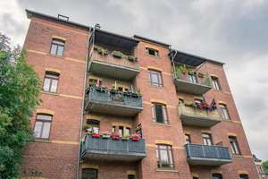 Charmante Dachgeschosswohnung mit großem Wohn-/Essbereich – Zwickauer Str. 178, 9116 Schönau, Chemnitz – Vorschaubild 2