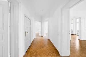 4-Zimmer-Wohnung in Berlin-Grunewald – Die vollständige Adresse der Immobilie erhältst du vom Anbieter., 10711 Halensee, Berlin – Vorschaubild 2