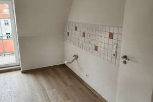 gemütliche 2 Raum Wohnung mit Balkon und Spitzboden – Veilchenstr. 17, 99092 Andreasvorstadt, Erfurt – Vorschaubild 6