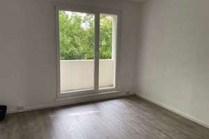 3 Zimmerwohnung mit Balkon – Carl-Zeiss-Straße 2, 6122 Nördliche Neustadt, Halle (Saale) – Vorschaubild 7