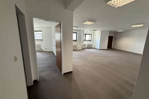Giesing I Traditionslage:  Wohnen & Arbeiten auf oberster Etage  – Die vollständige Adresse der Immobilie erhältst du vom Anbieter., 81539 Obergiesing, München – Vorschaubild 3
