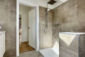 Altbau/Dachgeschosswohnung mit großem Balkon/Dachterrasse – Brauhofstrasse 9, 30449 Linden-Mitte, Hannover – Vorschaubild 22