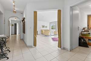 Seltene Gelegenheit! - Seniorenfreundliche 4-Zimmer-Wohnung mit 2 Balkonen, TG-Stellplatz, Aufzug! – Die vollständige Adresse der Immobilie erhältst du vom Anbieter., 75179 Nordstadt, Pforzheim – Vorschaubild 9