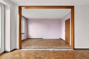 Raum für eigene Ideen: schön geschnittene Wohnung mit 2,5 Zimmern, Balkon und PKW-Stellplatz – Die vollständige Adresse der Immobilie erhältst du vom Anbieter., 25462 Halstenbek – Vorschaubild 12