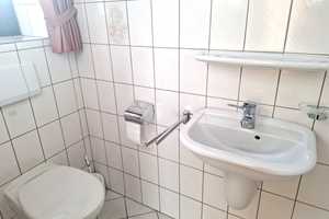 Charmanter Bungalow in ruhiger Siedlungslage. Bezugsfrei ! – Ammerland (Kreis) – Vorschaubild 8