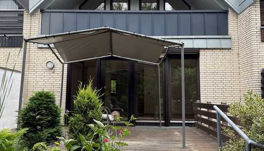 Bild von Modernisiertes Reihenmittelhaus mit Garten, Kamin und Garage in ruhiger Lage Burgwedels