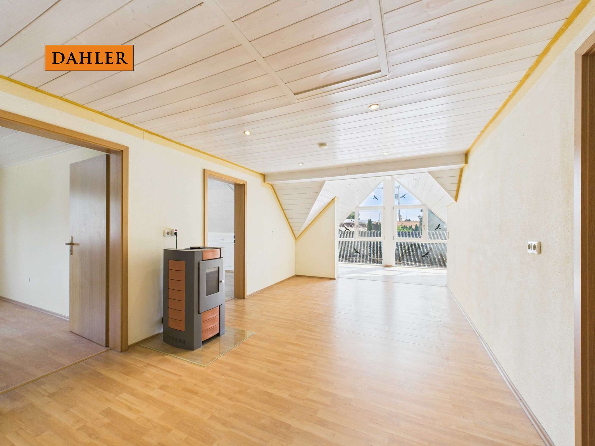 Immobilie in Ellgau - Großes Einfamilienhaus in Ellgau - Bild 3