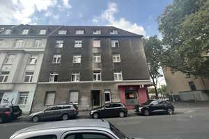 Gute gelegene, großzügige Wohnung im 3. OG
