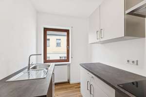 Ihre private Stadtoase – große Terrasse in bester Erlanger Citylage – Wohnen oder Vermieten /5 – Die vollständige Adresse der Immobilie erhältst du vom Anbieter., 91052 Markgrafenstadt, Erlangen – Vorschaubild 7