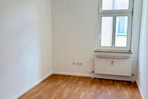 Attraktive 4-Zimmer-Dachgeschosswohnung – Schweinauer Str. 37a, 90439 Sankt Leonhard, Nürnberg – Vorschaubild 7