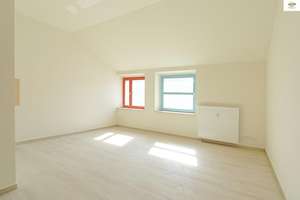 Neustadt! Dach-Apartment mit Badewanne – Leipziger Str. 2A, 1097 Leipziger Vorstadt, Dresden – Vorschaubild 1