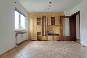 MANNELLA *Zentrale Lage mit Gartennutzung & Garage* Sonnige Dachgeschosswohnung in Troisdorf – Die vollständige Adresse der Immobilie erhältst du vom Anbieter., 53840 Troisdorf – Vorschaubild 6