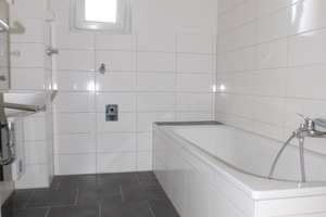 Renoviert und bezugsfertig... 3-Zimmerwohnung für kleine Familien mit Einbauküche!!! – Breitenbachstr. 58, 47809 Oppum, Krefeld – Vorschaubild 7