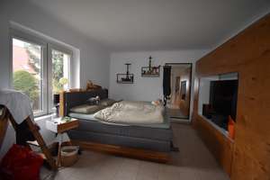 1.102 qm grüne Ruhe-Oase - einmaliges Angebot: Zweifamilienhaus Mahlsdorf – Die vollständige Adresse der Immobilie erhältst du vom Anbieter., 12623 Mahlsdorf, Berlin – Vorschaubild 3