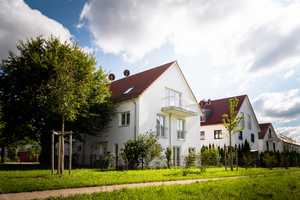 Exklusive Doppelhaushälfte in Olching – Luxuriös, energieeffizient & ideal für Familien! – Olching, Fürstenfeldbruck (Kreis), 82140 Fürstenfeldbruck (Kreis) – Vorschaubild 1