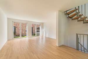 KfW 296 förderfähiges A+ Stadthaus  mit EBK und Stellplatz incl. – Die vollständige Adresse der Immobilie erhältst du vom Anbieter., 22607 Bahrenfeld, Hamburg – Vorschaubild 3