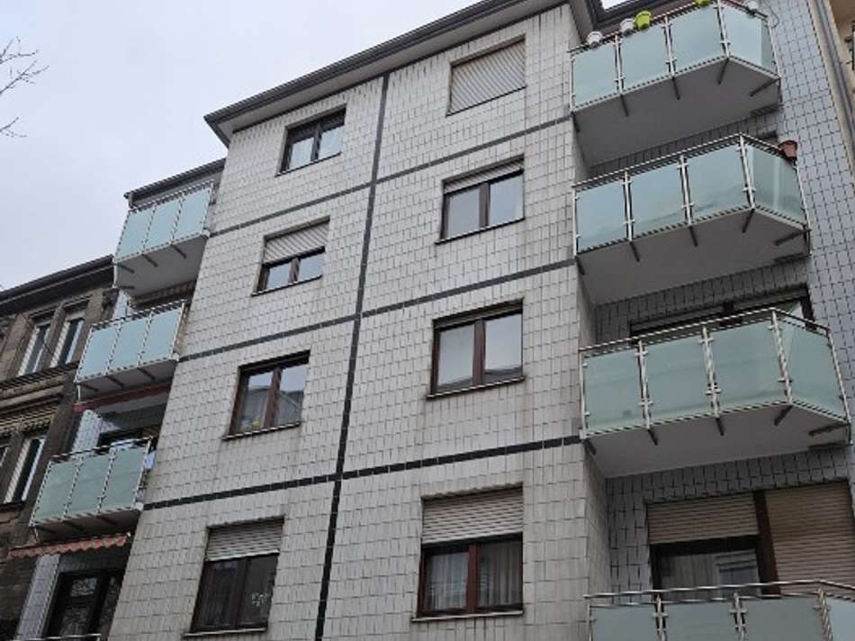 Außenansicht Straßenseite