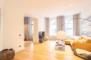 Exklusiver Altbau mit privatem Garten, moderner Raumaufteilung & variabler Wohnstruktur – Die vollständige Adresse der Immobilie erhältst du vom Anbieter., 30159 Mitte (Ortsteil), Hannover – Vorschaubild 2