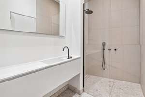 Hochwertig saniertes 3-Zimmer-Domizil mit BALKON ++ nahe Hackescher Markt – Rochstraße 5, 10178 Mitte (Ortsteil), Berlin – Vorschaubild 7