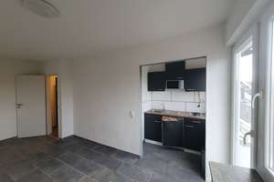 geräumige 1-Zimmer-Wohnung mit Balkon in Köln Niehl – Feldgärtenstr. 77, 50735 Niehl, Köln – Vorschaubild 1