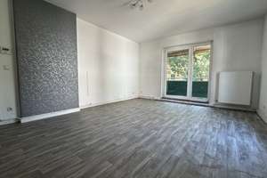 **Abramo&Partner** Renovierungsbedürftige 2-Zimmer-Wohnung  in zentraler Lage von Wiesbaden-Biebrich